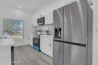 660 Yardley Street SW, Palm Bay, FL 32908 - Photo 17