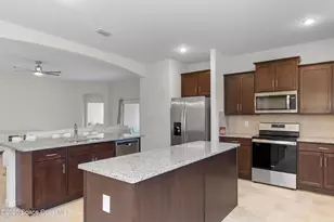 676 Stonebriar Dr SE, Palm Bay, FL 32909 - Photo 9