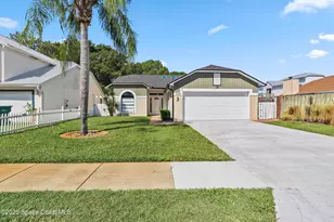 1747 Clover Cir, Melbourne, FL 32935 - Photo 3