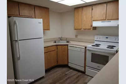 1698 Sunny Brook Lane NE #G203, Palm Bay, FL 32905 - Photo 5