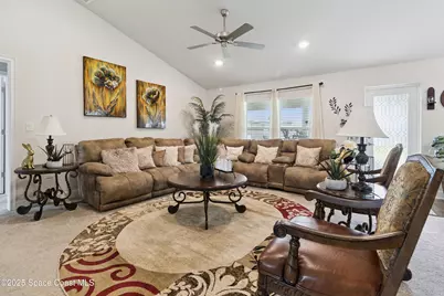 926 Sable Circle SE, Palm Bay, FL 32909 - Photo 3