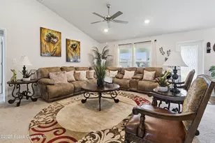 926 Sable Cir SE, Palm Bay, FL 32909 - Photo 3