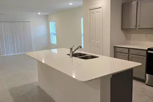 571 SW Richmond Circle, Palm Bay, FL 32908 - Photo 3