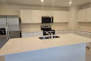 561 SW Richmond Circle, Palm Bay, FL 32908 - Photo 3