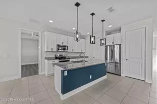 951 Hosbine St SE, Palm Bay, FL 32909 - Photo 17