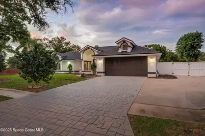 608 Veracruz Boulevard, Indialantic, FL 32903 - Photo 3