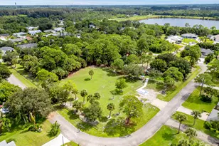 104 Bryant Ct, Sebastian, FL 32958 - Photo 25