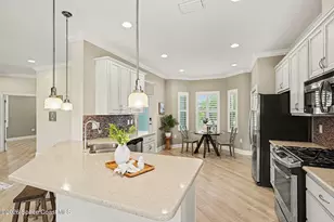 4310 Alamanda Key Dr, Melbourne, FL 32901 - Photo 11