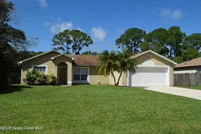 939 Lyons Circle NW, Palm Bay, FL 32907 - Photo 3