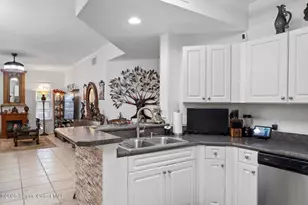 2254 57th Cir, Vero Beach, FL 32966 - Photo 11