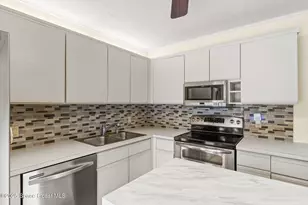 375 S Waverly Pl, Vero Beach, FL 32960 - Photo 9