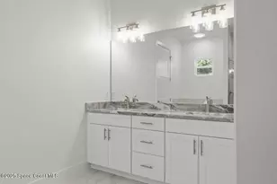 1674 Burgandy St SE, Palm Bay, FL 32909 - Photo 9