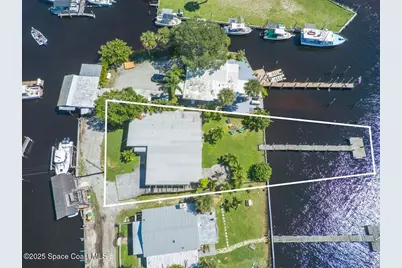 3957 Canal Drive, Sebastian, FL 32976 - Photo 5