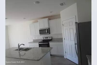 3635 Peony Court SE, Palm Bay, FL 32909 - Photo 5