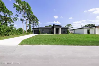 743 Darby Avenue SW, Palm Bay, FL 32908 - Photo 7