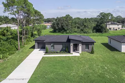 743 Darby Avenue SW, Palm Bay, FL 32908 - Photo 5