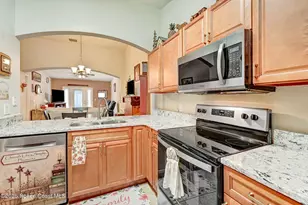 1070 Luminary Cir, Melbourne, FL 32901 - Photo 9