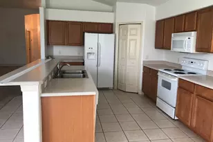 3577 Hoofprint Dr, Melbourne, FL 32940 - Photo 5