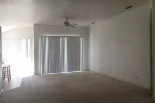 3577 Hoofprint Dr, Melbourne, FL 32940 - Photo 3