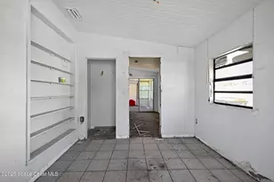 401 Poinciana Dr, Melbourne, FL 32935 - Photo 15