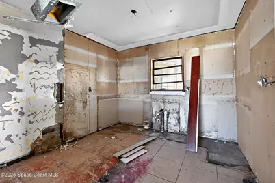 401 Poinciana Drive, Melbourne, FL 32935 - Photo 11