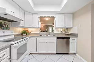 737 Palm Springs Cir, Indian Harbour Beach, FL 32937 - Photo 23