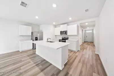 566 Rembrandt Street SE, Palm Bay, FL 32909 - Photo 3