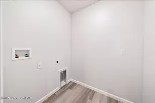 566 Rembrandt St SE, Palm Bay, FL 32909 - Photo 17