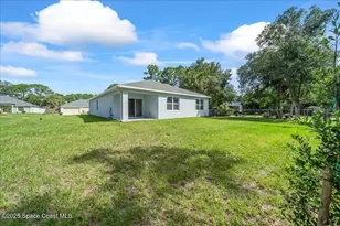 566 Rembrandt St SE, Palm Bay, FL 32909 - Photo 19