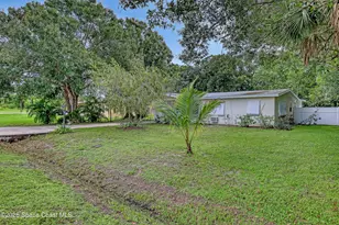 1915 47th Ave, Vero Beach, FL 32966 - Photo 9