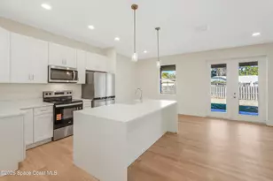 1319 Schneider St SW, Palm Bay, FL 32908 - Photo 5