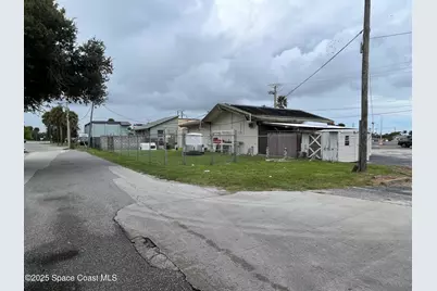 691 N Courtenay Parkway #A, Merritt Island, FL 32953 - Photo 7