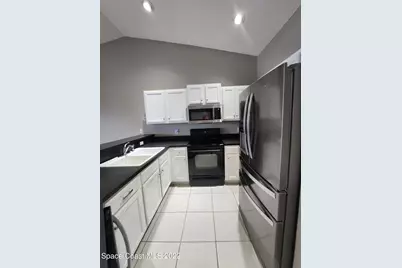 1953 Cato Court W #6, Indialantic, FL 32903 - Photo 5