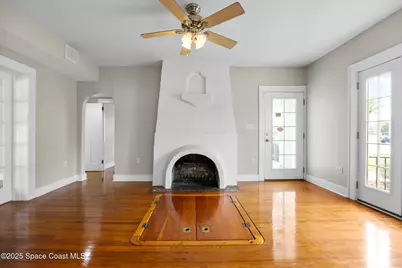 1003 S Washington Avenue, Titusville, FL 32780 - Photo 5