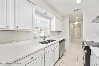 680 Bluefields Street SE, Palm Bay, FL 32909 - Photo 5