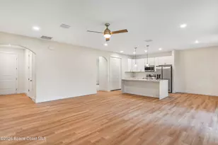 1041 Wesberry St SE, Palm Bay, FL 32909 - Photo 5