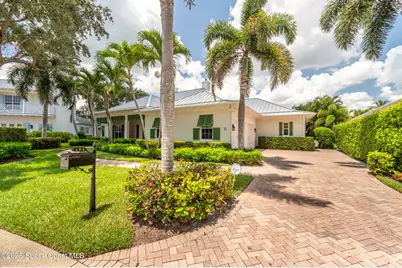 409 S Palm Island Circle, Indian River Shores, FL 32963 - Photo 3