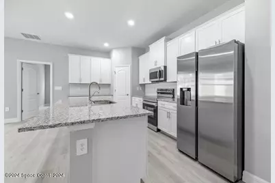 1377 Amelia Avenue SW, Palm Bay, FL 32908 - Photo 5