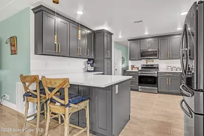 2307 Country Club Road, Melbourne, FL 32901 - Photo 9