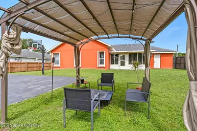 302 Arapahoe Lane NE, Palm Bay, FL 32907 - Photo 39