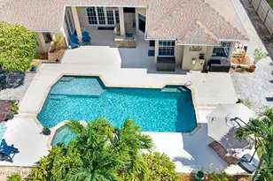 2735 S Courtenay Pkwy, Merritt Island, FL 32952 - Photo 7