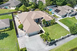 2735 S Courtenay Pkwy, Merritt Island, FL 32952 - Photo 77