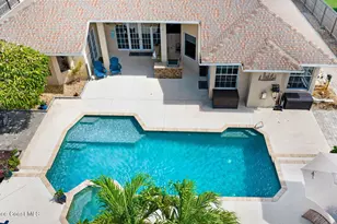 2735 S Courtenay Pkwy, Merritt Island, FL 32952 - Photo 9