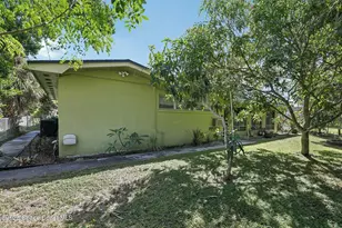 1508 Hedrick Dr, Melbourne, FL 32901 - Photo 27