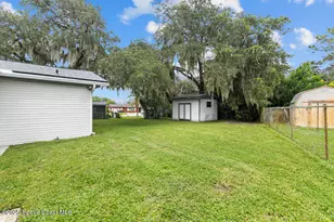 1305 Greenwood St, Titusville, FL 32780 - Photo 7