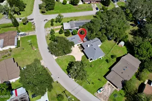 1305 Greenwood St, Titusville, FL 32780 - Photo 9