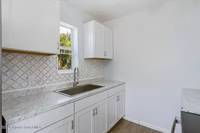 300 Rutgers Avenue, Melbourne, FL 32901 - Photo 9