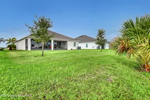 4428 Lago Vis Dr, Micco, FL 32976 - Photo 43