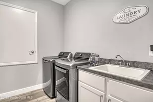 4428 Lago Vis Dr, Micco, FL 32976 - Photo 23