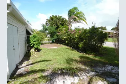 922 Bougainvillea Circle, Barefoot Bay, FL 32976 - Photo 7